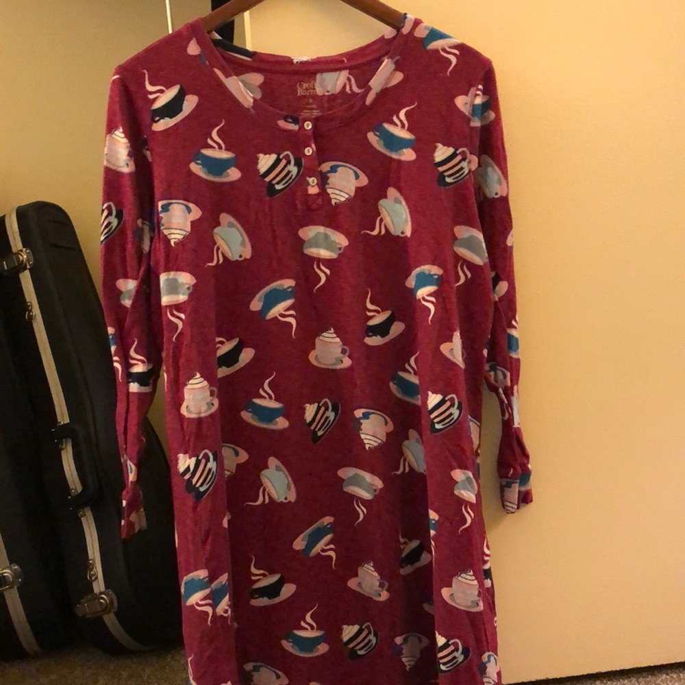 Croft & Barrow espresso magenta night gown